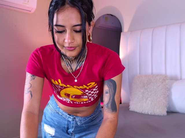 NicolleSweett04