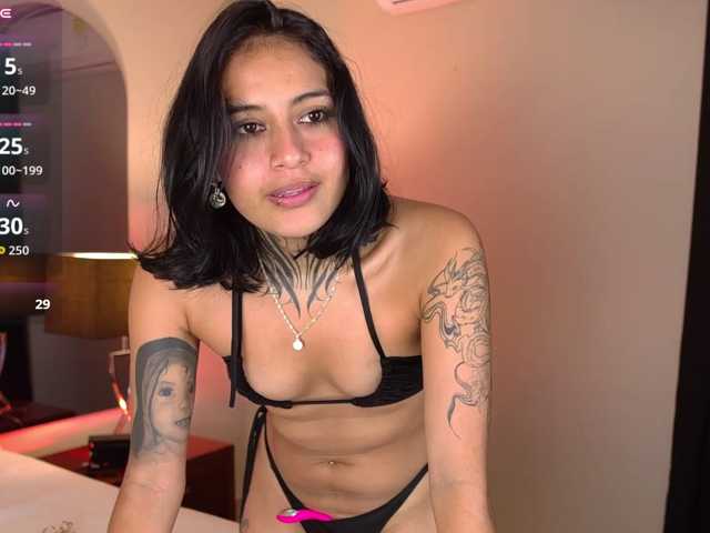 NicolleSweett04