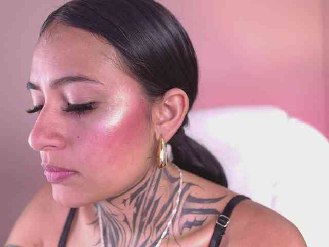NicolleSweett04
