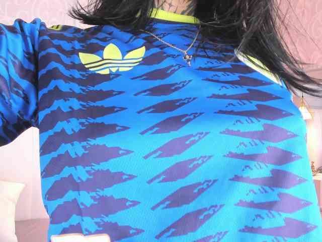 NicolleSweett04 webcam