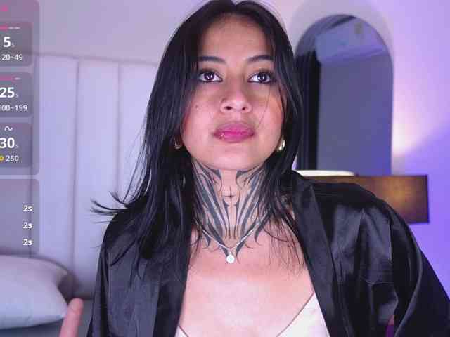 NicolleSweett04 NicolleSweett04