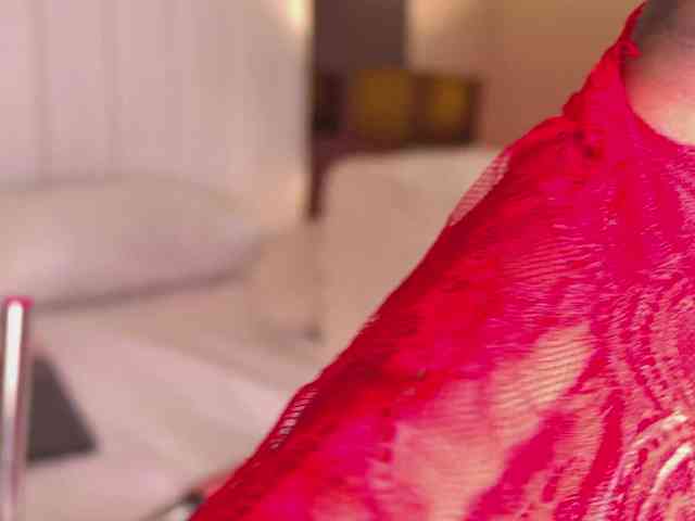 NicolleSweett04 webcam