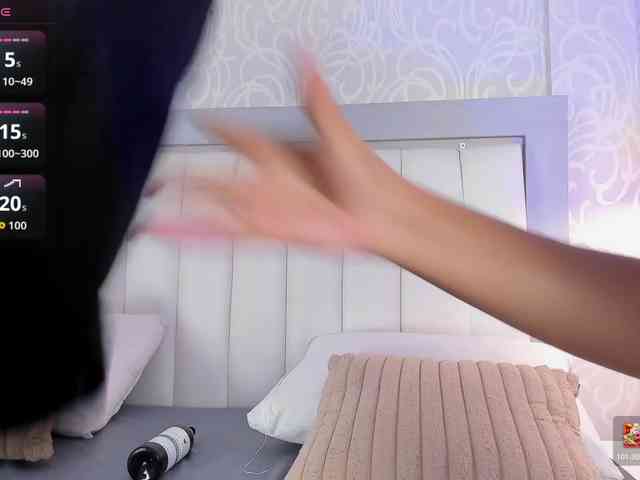 NicolleSweett04