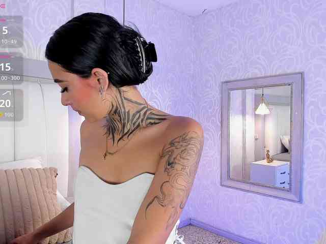 NicolleSweett04