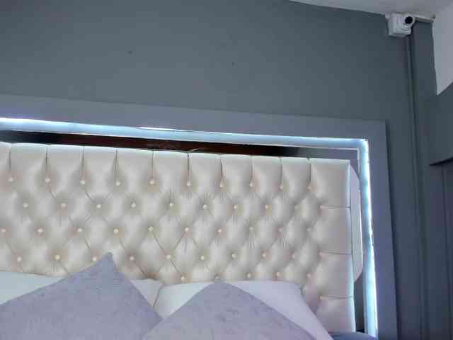 NicolleSweett04