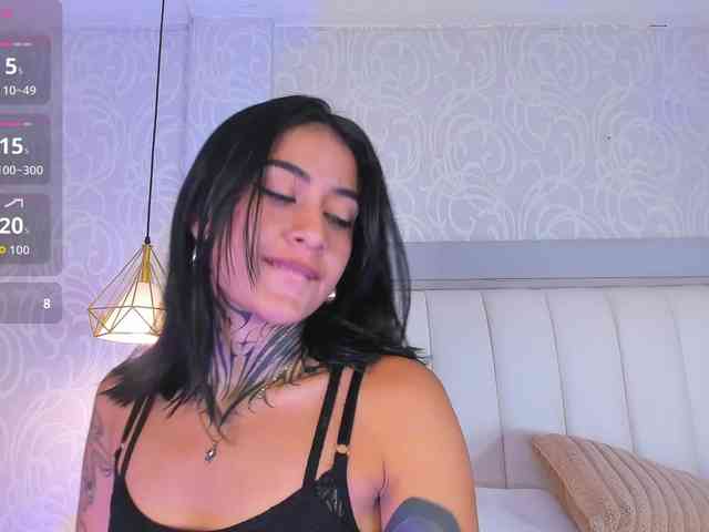 NicolleSweett04
