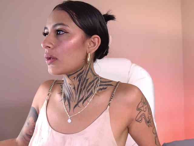 NicolleSweett04 NicolleSweett04