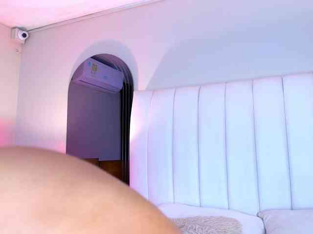 NicolleSweett04 NicolleSweett04