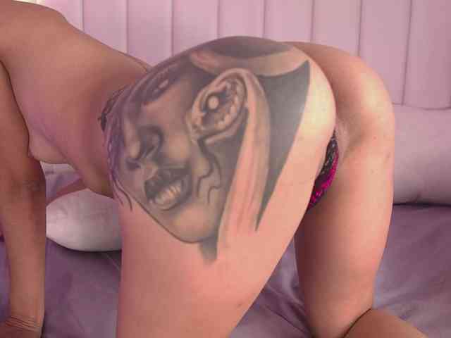 NicolleSweett04 - Girl 