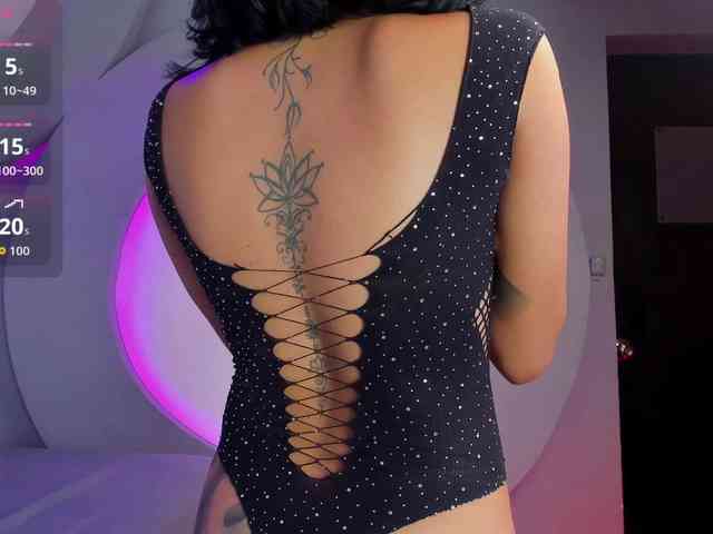 NicolleSweett04 NicolleSweett04