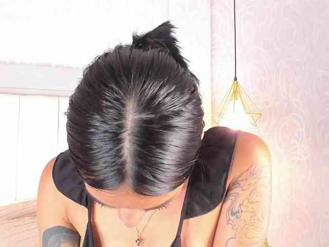 NicolleSweett04