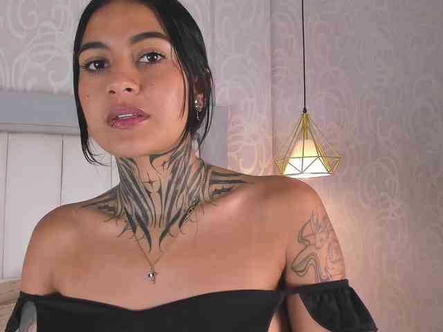 NicolleSweett04