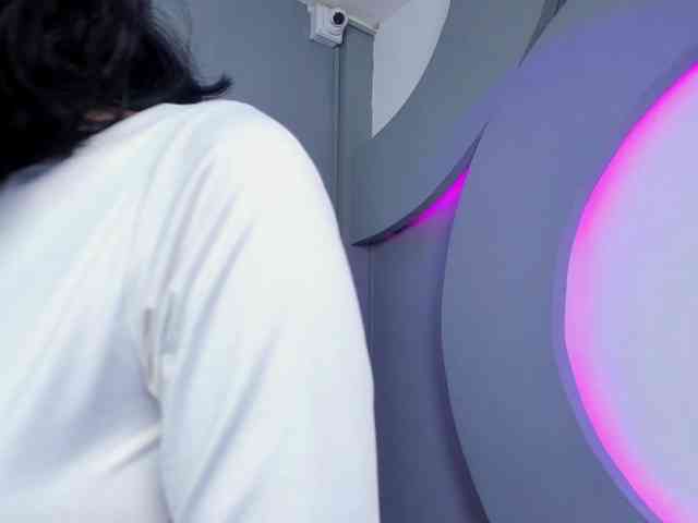 NicolleSweett04