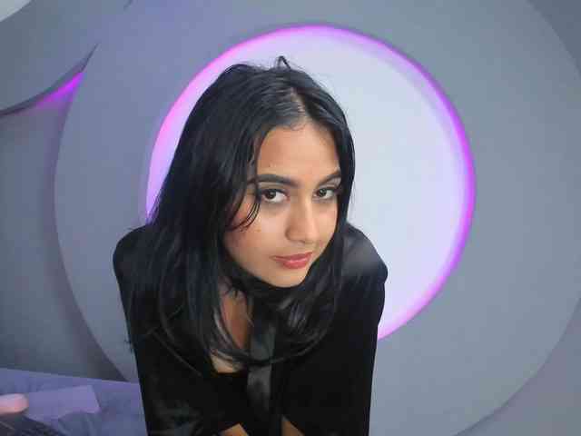 NicolleSweett04