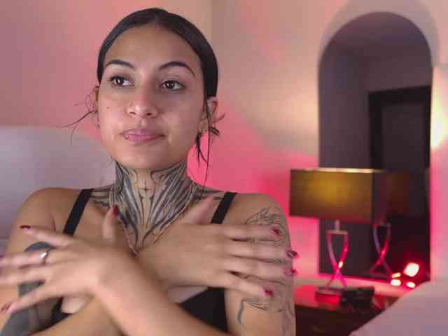 NicolleSweett04