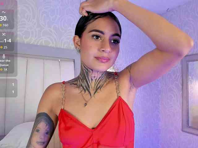 NicolleSweett04 NicolleSweett04