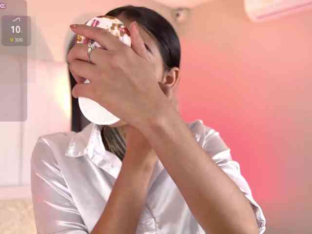 NicolleSweett04
