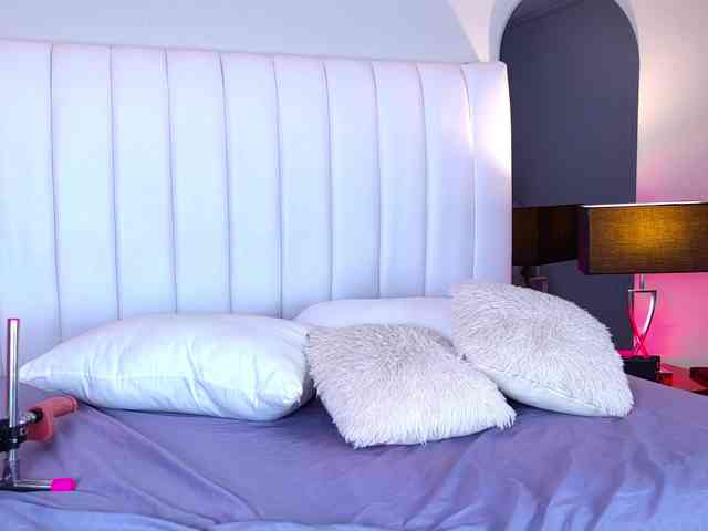 NicolleSweett04