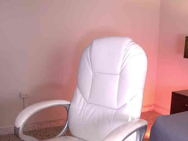 NicolleSweett04 webcam