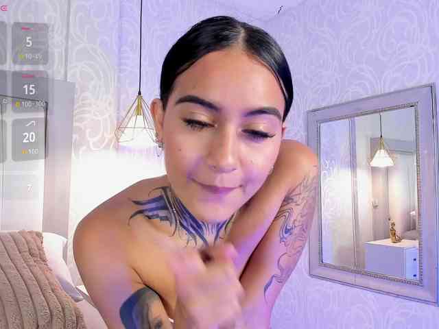 NicolleSweett04