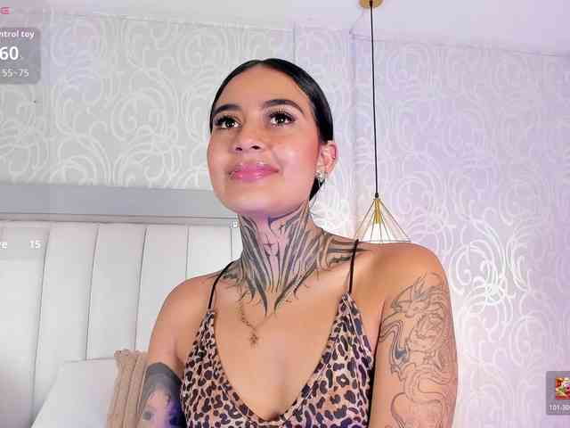 NicolleSweett04