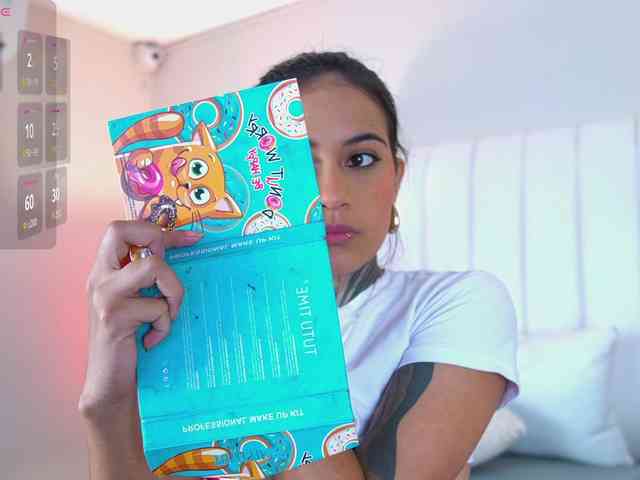 NicolleSweett04