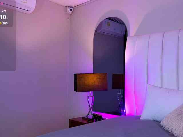 NicolleSweett04
