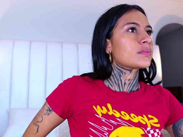 NicolleSweett04