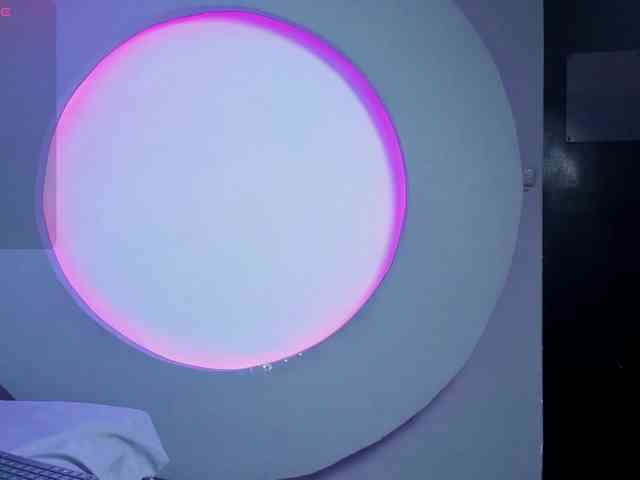 NicolleSweett04 webcam
