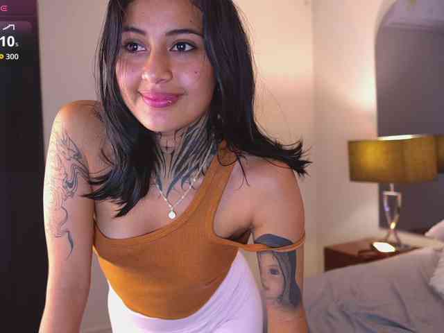 NicolleSweett04