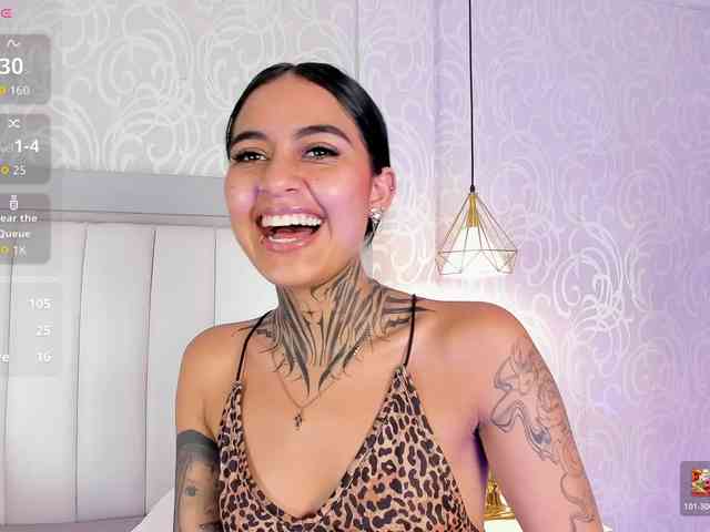 NicolleSweett04