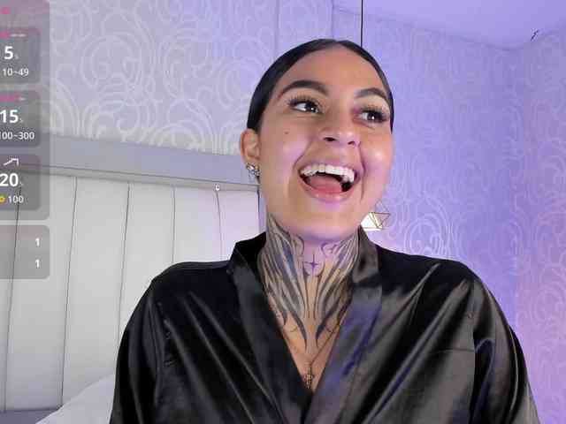 NicolleSweett04 NicolleSweett04