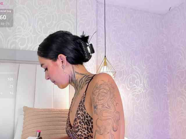 NicolleSweett04