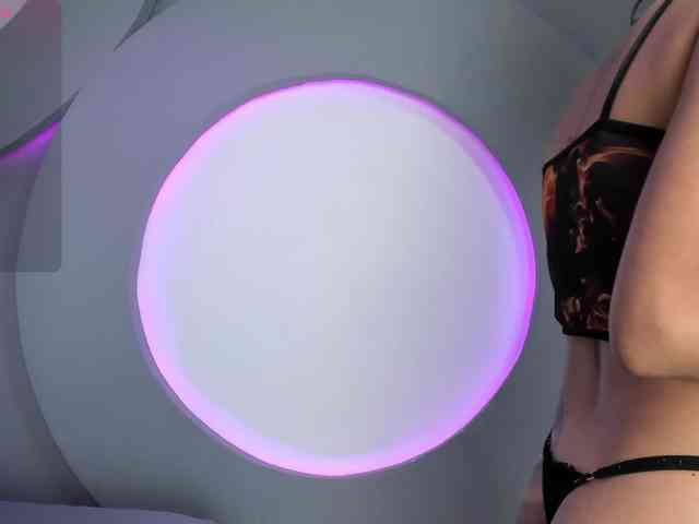 NicolleSweett04 NicolleSweett04