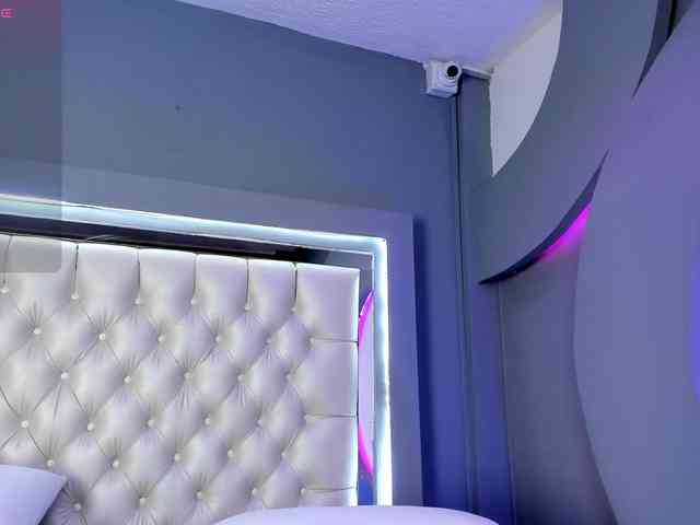 NicolleSweett04