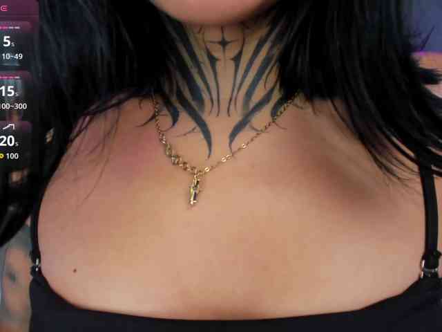 NicolleSweett04