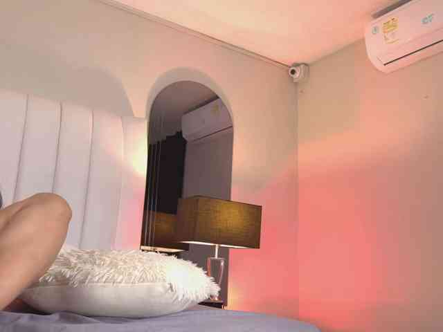 NicolleSweett04