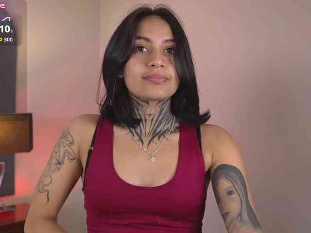 NicolleSweett04