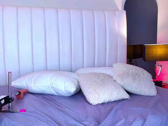 NicolleSweett04