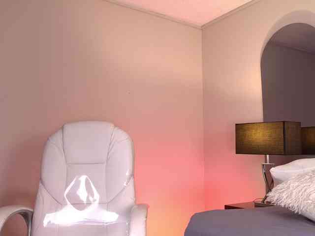 NicolleSweett04 webcam