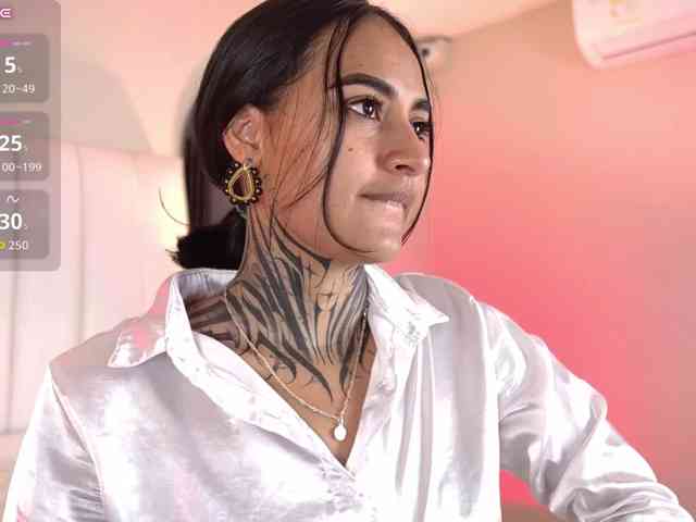 NicolleSweett04 NicolleSweett04