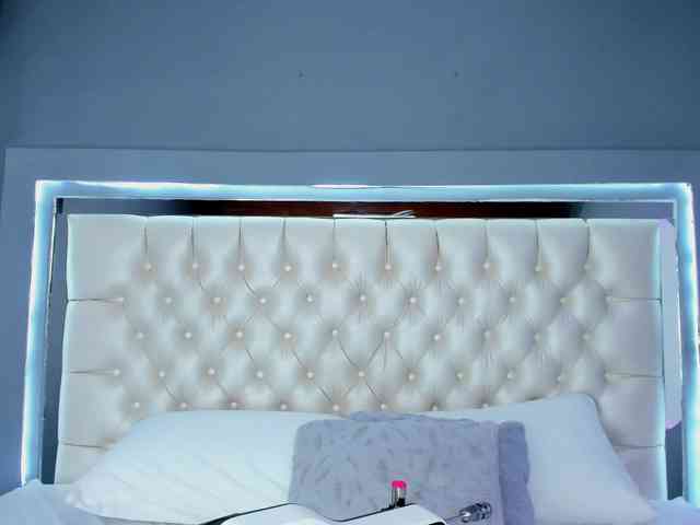 NicolleSweett04