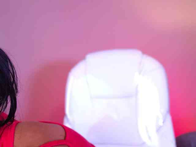 NicolleSweett04