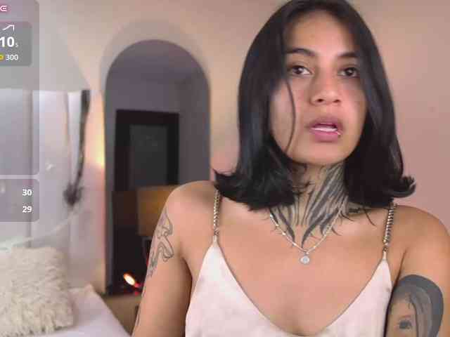 NicolleSweett04