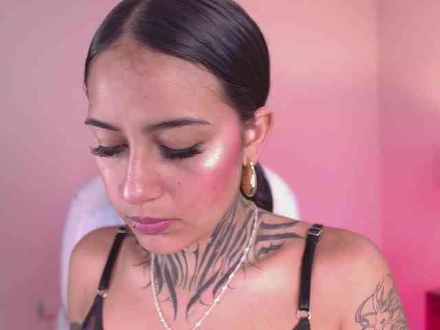 NicolleSweett04