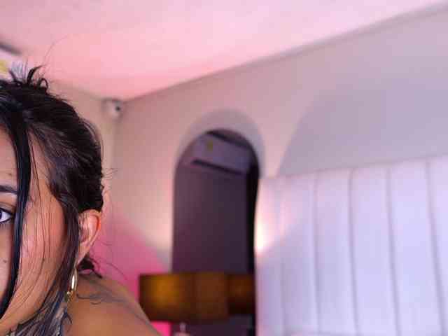 NicolleSweett04
