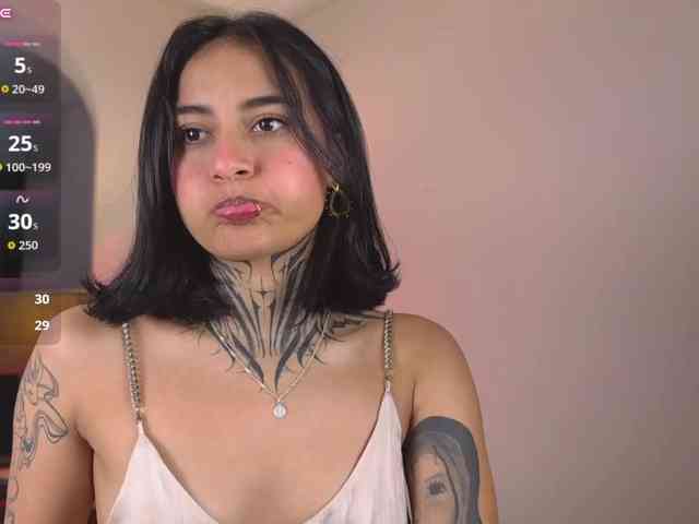 NicolleSweett04 NicolleSweett04
