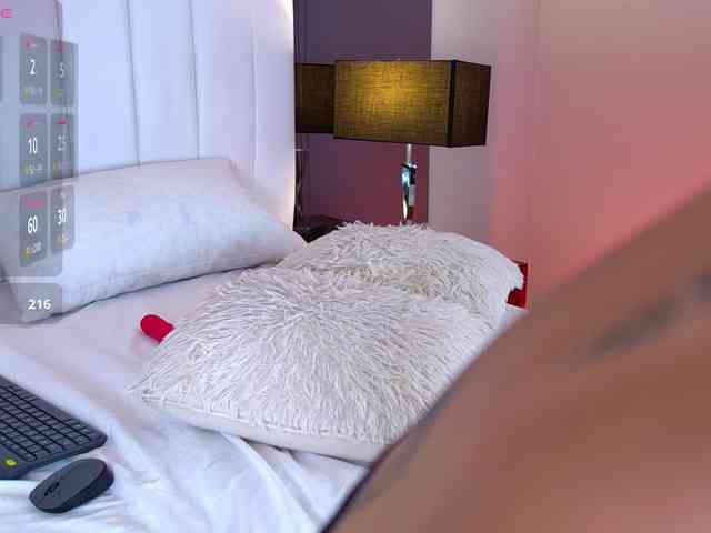 NicolleSweett04