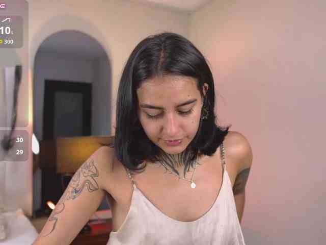 NicolleSweett04