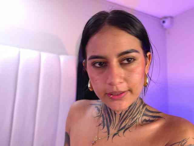 NicolleSweett04 NicolleSweett04